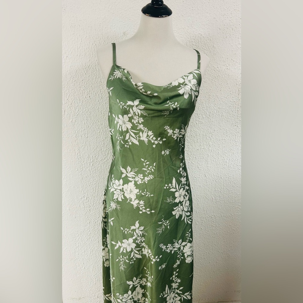 Charlotte Russe Olive Green and white Long Floral Burnout Slip Dress Large NWT